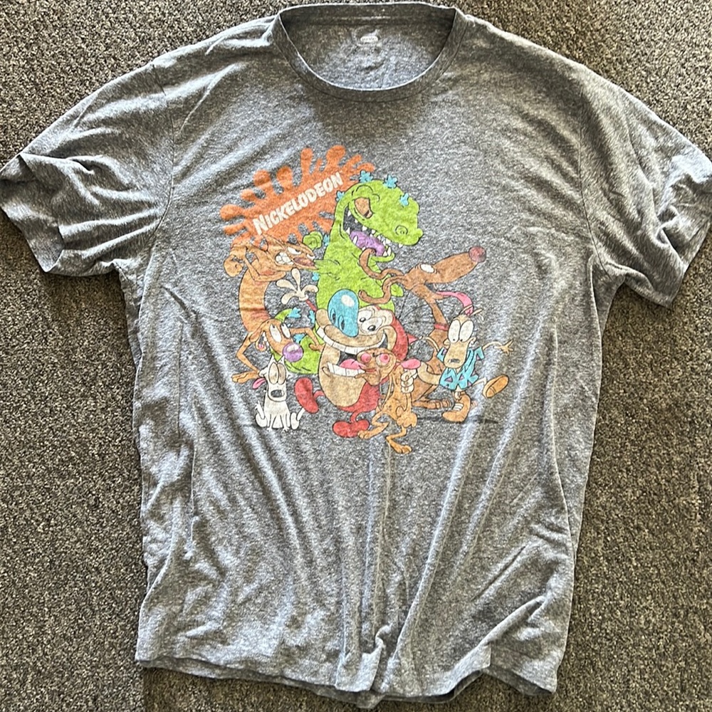 Grey Nickelodeon tee shirt